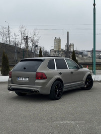 Porsche Cayenne  S — Paket Magnum Fabrica  — 4.5 V8 350Cp— Full Option’s — Grey Glitter — - 5