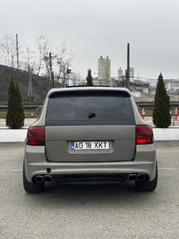 Porsche Cayenne  S — Paket Magnum Fabrica  — 4.5 V8 350Cp— Full Option’s — Grey Glitter — - 7