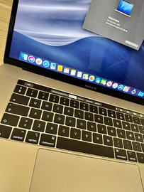 MacBook Pro 15” 2018 A1990 i7 / 16GB RAM / 512GB SSD – stare foarte bună + baterie ok - 3