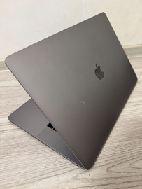 MacBook Pro 15” 2018 A1990 i7 / 16GB RAM / 512GB SSD – stare foarte bună + baterie ok - 4