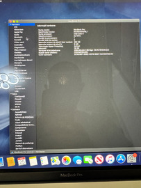 MacBook Pro 15” 2018 A1990 i7 / 16GB RAM / 512GB SSD – stare foarte bună + baterie ok - 5