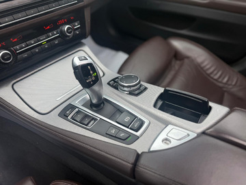 BMW 528i Xdrive - 7
