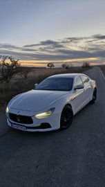 Maserati Ghibli /3.0 D 275cp Alb Perlat