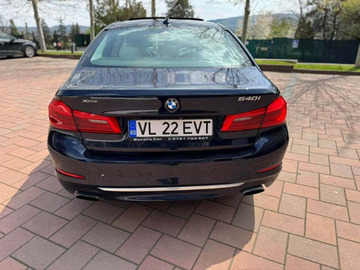 BMW 540iX Luxury - 7