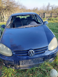 Dezmembrez golf V, 1.4 Benzină Fsi, fără motor - 5